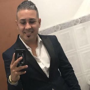 Meet your Posher, Anibal